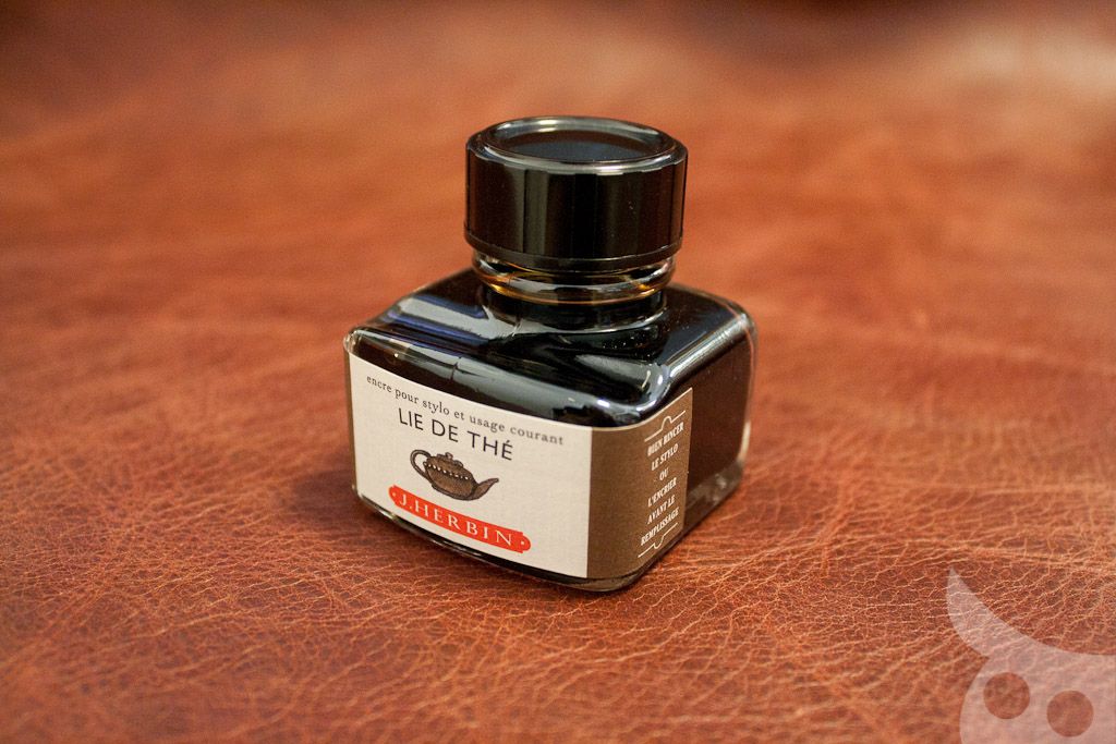 รีวิวหมึก J.Herbin : Lie de thé หมึกน้ำตาลสีชา เขียนแล้วอย่าเผลอด?