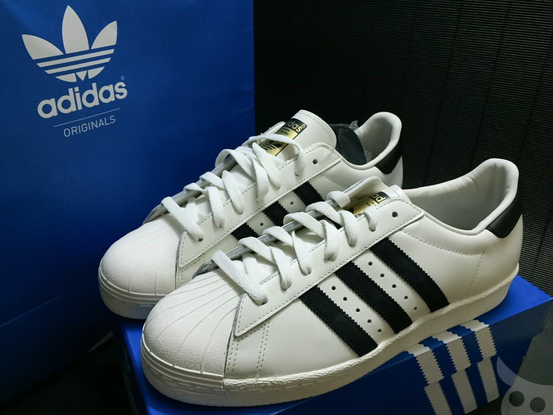 ต่างกันยังไง?! Adidas Superstar 80s Vintage DLX และ Superstar II