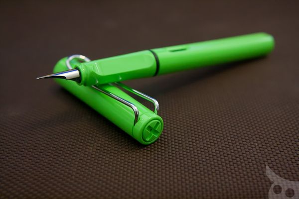 มันคนละด้ามกัน!! Lamy Safari Limited Edition Lime 2008 และ Apple Green 2012