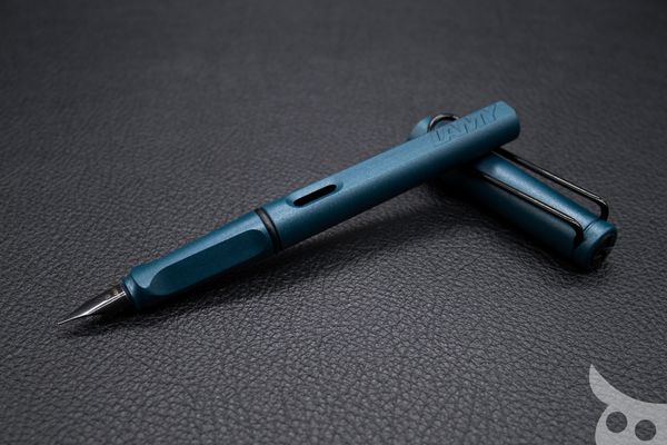 ลามี่น้ำเงินสุดลึกลับ! Lamy Safari Petrol 2017 Special Edition