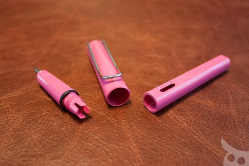 Lamy Safari Pink 2013 [re-take]-04